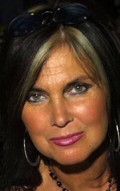 Кэролайн Манро / Caroline Munro