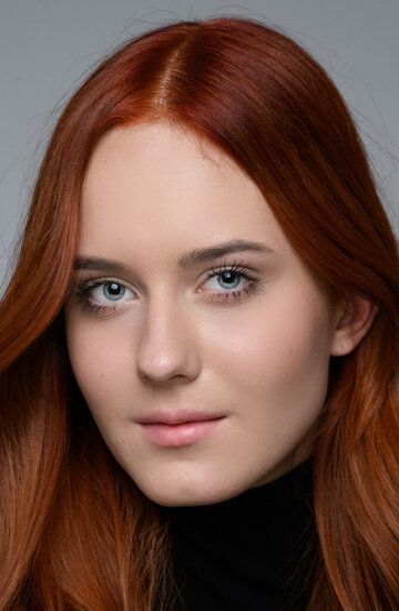 Алиса Трифонова / 
