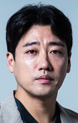 Юн Гван-у / Yoon Gwan-woo