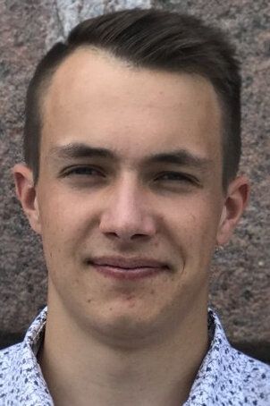 Иван Кушнарёв / 