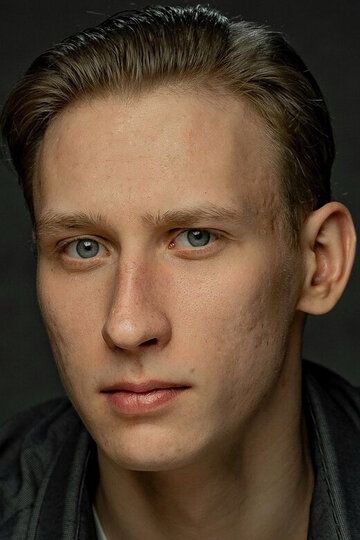 Владислав Сенаторов / 