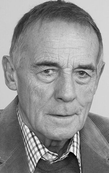 Майкл Джэйстон / Michael Jayston