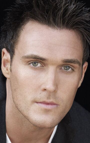 Овайн Йомэн / Owain Yeoman