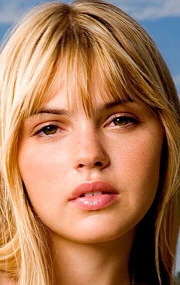 Эйми Тигарден / Aimee Teegarden