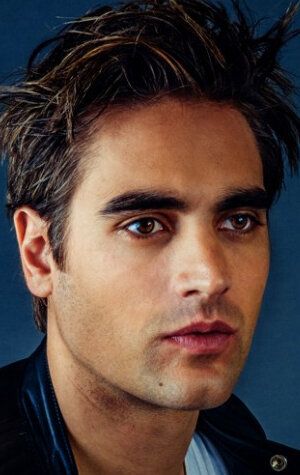 Чарли Симпсон / Charlie Simpson