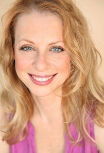 / Kerri-Anne Lavin