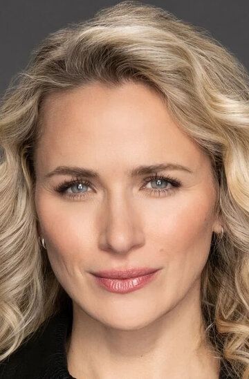 Шантель Ван Сантен / Shantel Van Santen