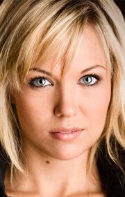 Эмили Уллеруп / Emilie Ullerup