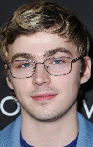 Майлс Хейзер / Miles Heizer