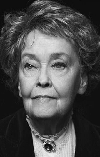 Лоррейн Уоррен / Lorraine Warren