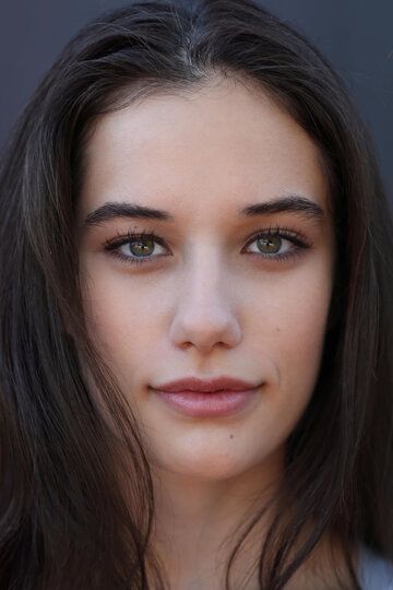 Элла Блю Траволта / Ella Bleu Travolta