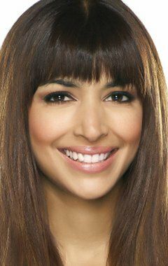 Ханна Саймон / Hannah Simone