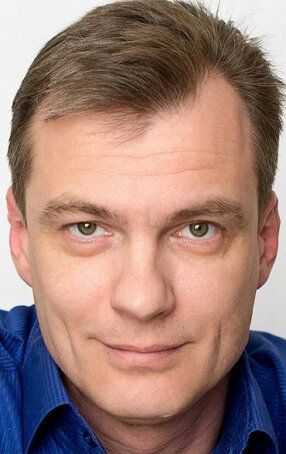 Владислав Резник / 