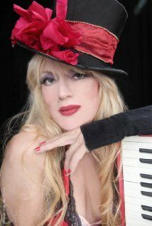 Фиби Леджер / Phoebe Legere