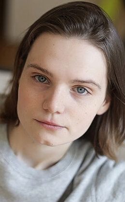 Зои Херан / Zoé Héran