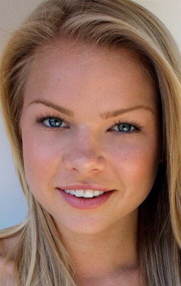 Келли Госс / Kelli Goss