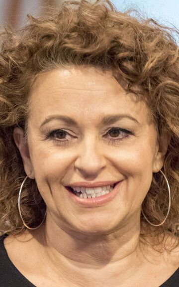 Надя Савалия / Nadia Sawalha