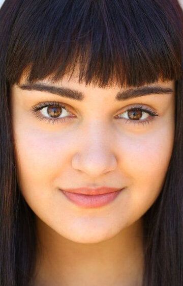 Ариэла Барер / Ariela Barer
