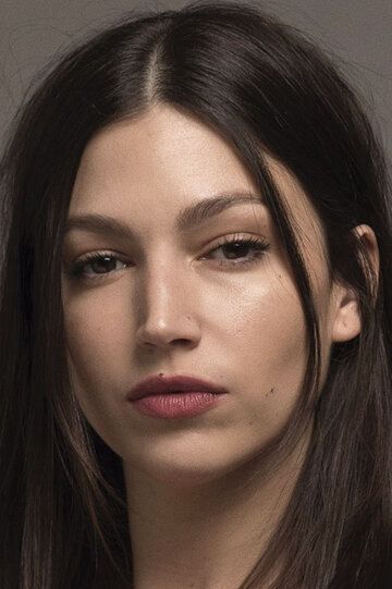Урсула Корберо / Úrsula Corbero