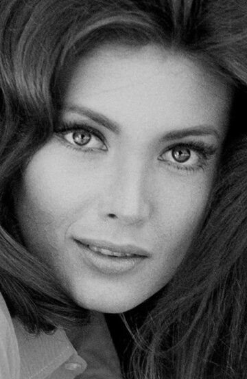 Гэйл Ханникат / Gayle Hunnicutt