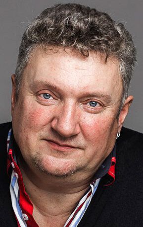 Олег Комаров / 