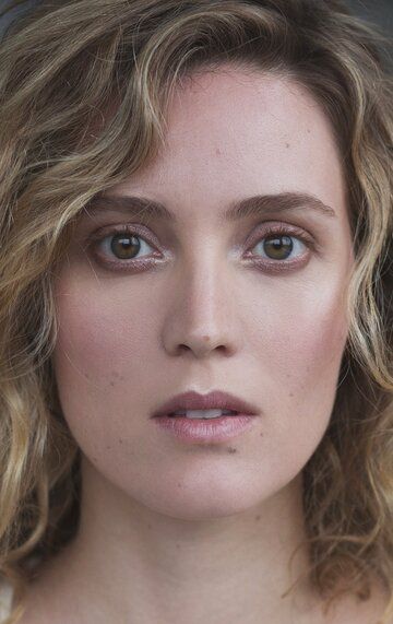 Эвелин Брошу / Evelyne Brochu