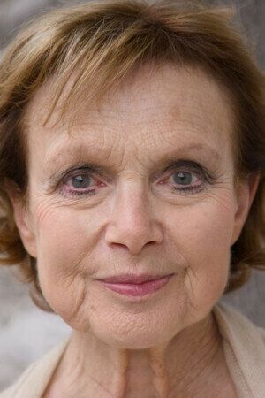 Мадлен Смит / Madeline Smith