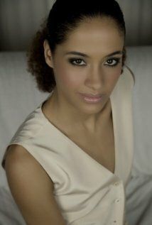 Женевьева Каповилла / Genevieve Capovilla