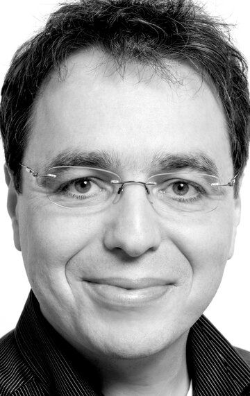 Давид Сафир / David Safier