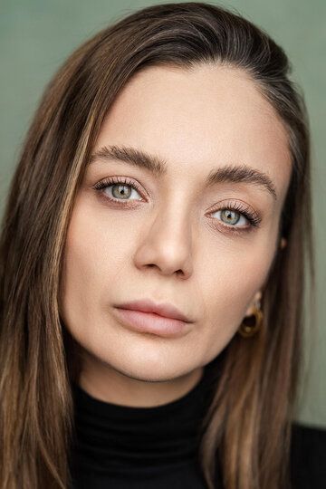 Дамла Сонмез / Damla Sönmez