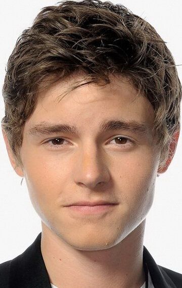 Каллэн МакОлифф / Callan McAuliffe