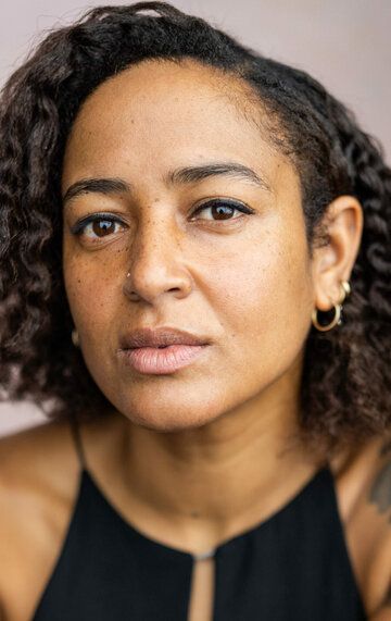 Салли Эмейка Окафор / Amaka Okafor
