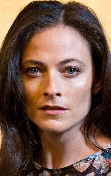 Лара Пулвер / Lara Pulver
