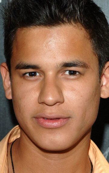 Бронсон Пеллетье / Bronson Pelletier