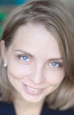 Ксения Соломяная / 