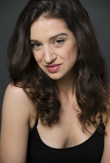 / Chloe Dolandis