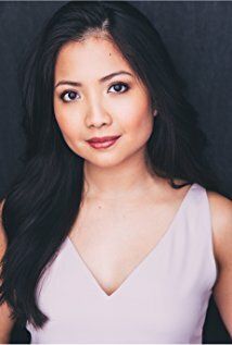 Кристин Вильянуэва / Kristin Villanueva
