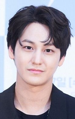 Ким Бом / Kim Beom