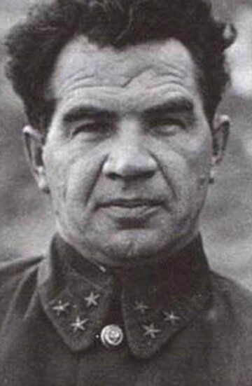 Василий Чуйков / 
