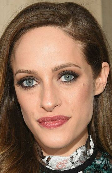 Карли Чаикин / Carly Chaikin