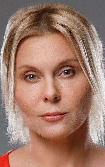 Яна Троянова /