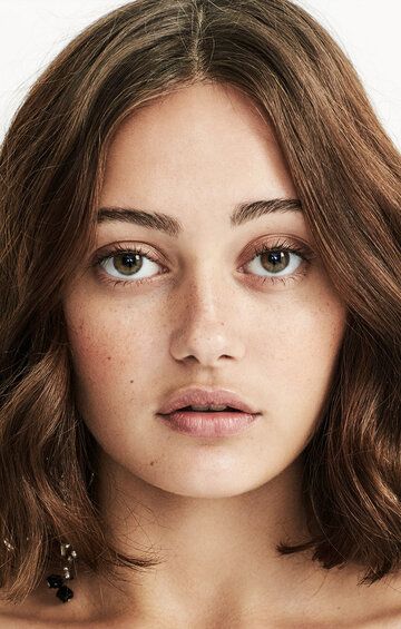 Элла Пернелл / Ella Purnell