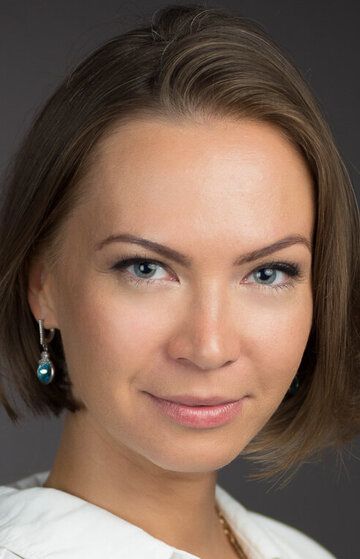 Светлана Костюкова /