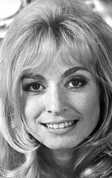 Сьюзи Кендалл / Suzy Kendall