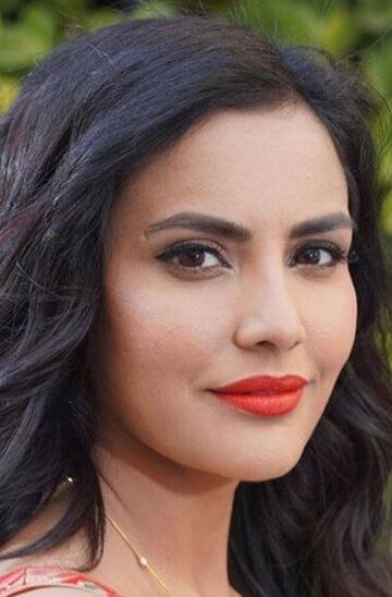 Прия Ананд / Priya Anand