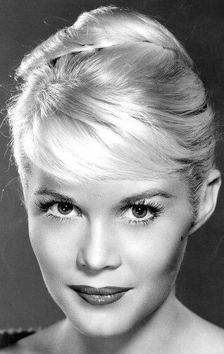 Дороти Провайн / Dorothy Provine