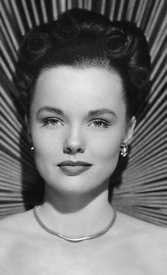Ванда Хендрикс / Wanda Hendrix