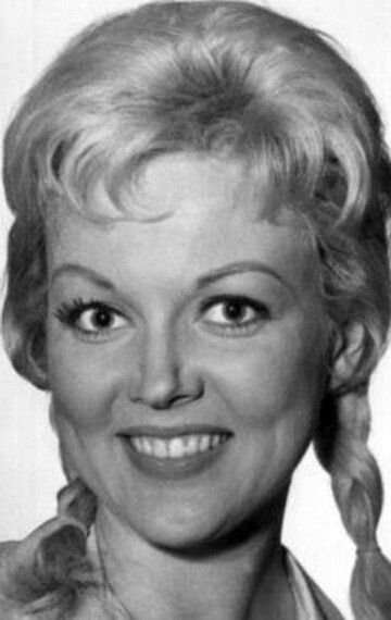 Синтия Линн / Cynthia Lynn