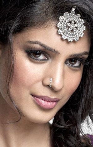 Тина Десай / Tina Desai