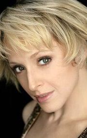 Надин Исенджер / Nadine Isenegger